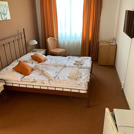 Sporthotel Patriot Litoměřice Esterno foto