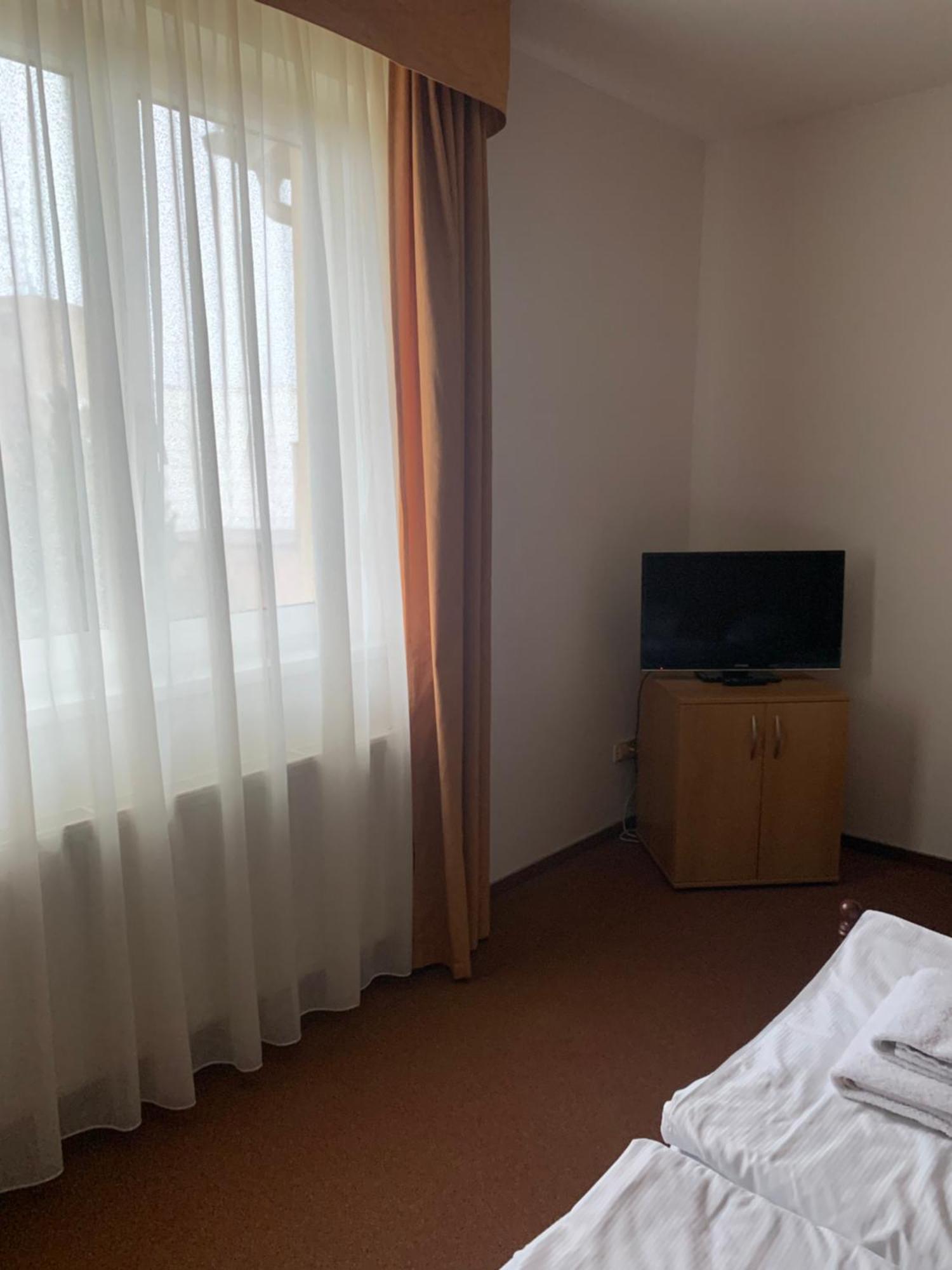 Sporthotel Patriot Litoměřice Esterno foto