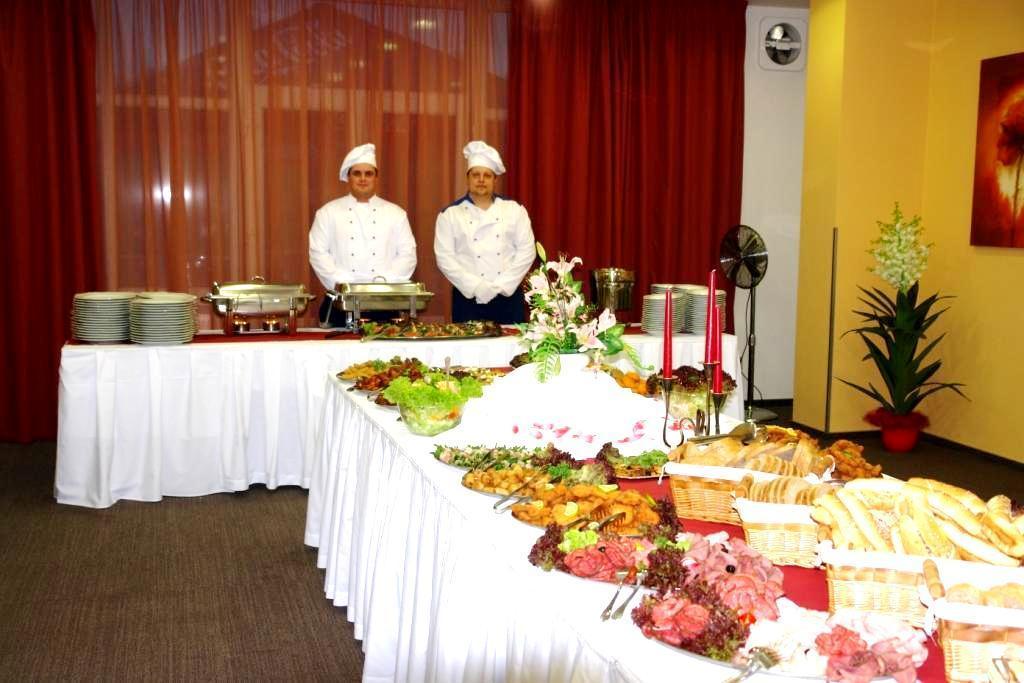 Sporthotel Patriot Litoměřice Esterno foto